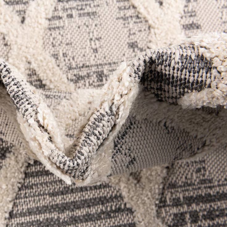 Detail image of 7' x 7' Arlo Round Rug