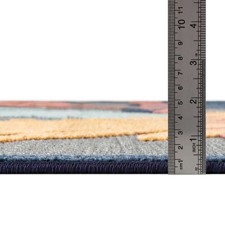 5' 3 x 5' 3 Easy-Clean Belize Indoor / Outdoor Round Rug