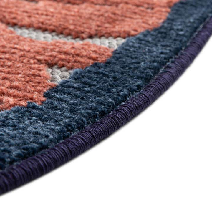 5' 3 x 5' 3 Easy-Clean Belize Indoor / Outdoor Round Rug