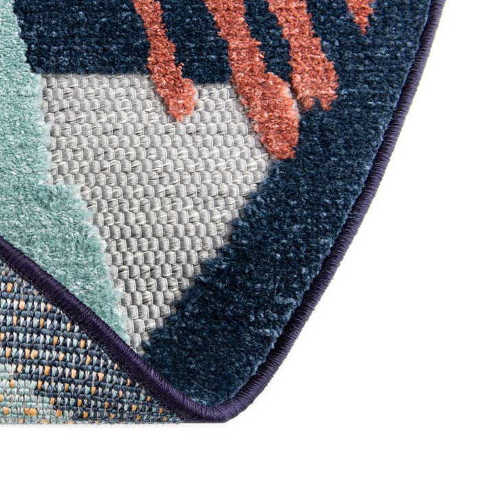 5' 3 x 5' 3 Easy-Clean Belize Indoor / Outdoor Round Rug