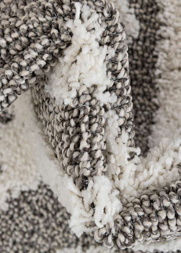 3' 3 x 3' 3 Boho Round Rug