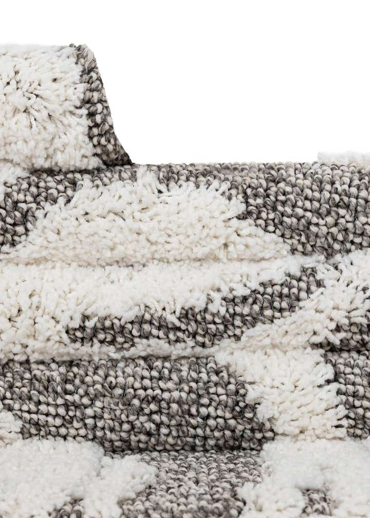 3' 3 x 3' 3 Boho Round Rug