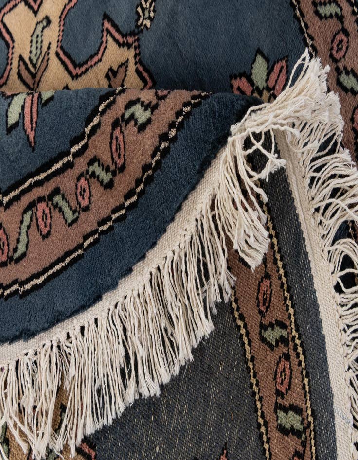 Detail image of 2' 8 x 2' 8  Hand Knotted Bokhara Oriental Round Rug