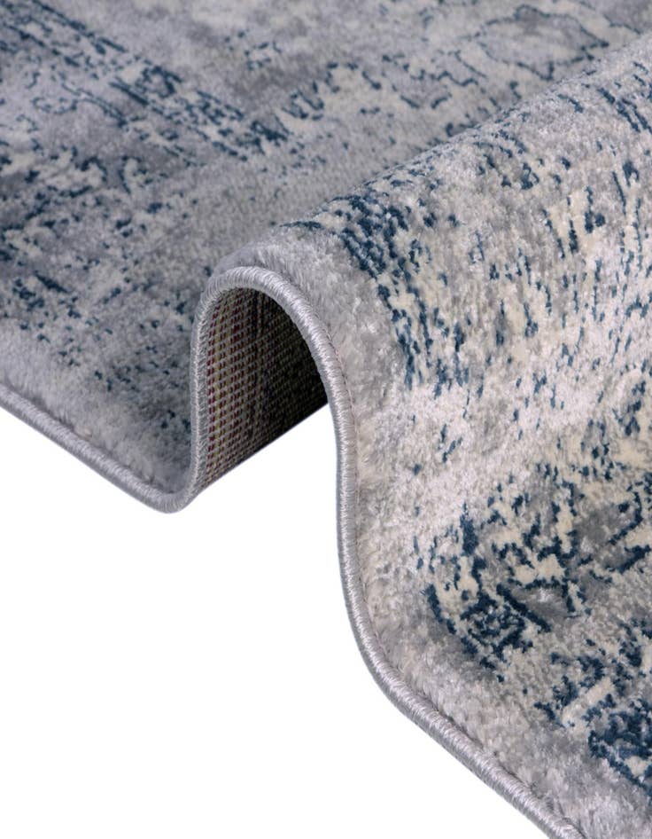 Detail image of 5' x 5' Charleston Round Rug