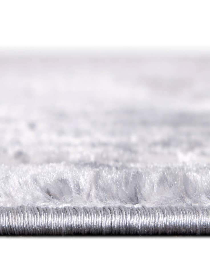 Detail image of 5' 3 x 5' 3 Chesterfield Round Rug