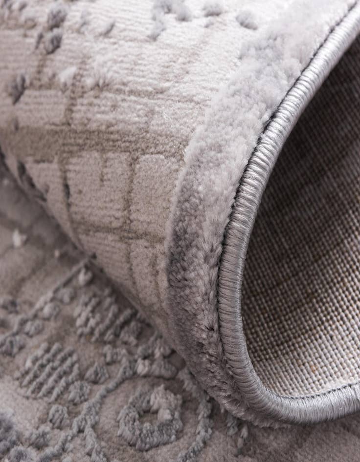 Detail image of 5' 3 x 5' 3 Chesterfield Round Rug