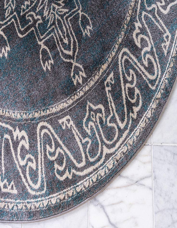 Detail image of 8' x 8' Delilah Round Rug