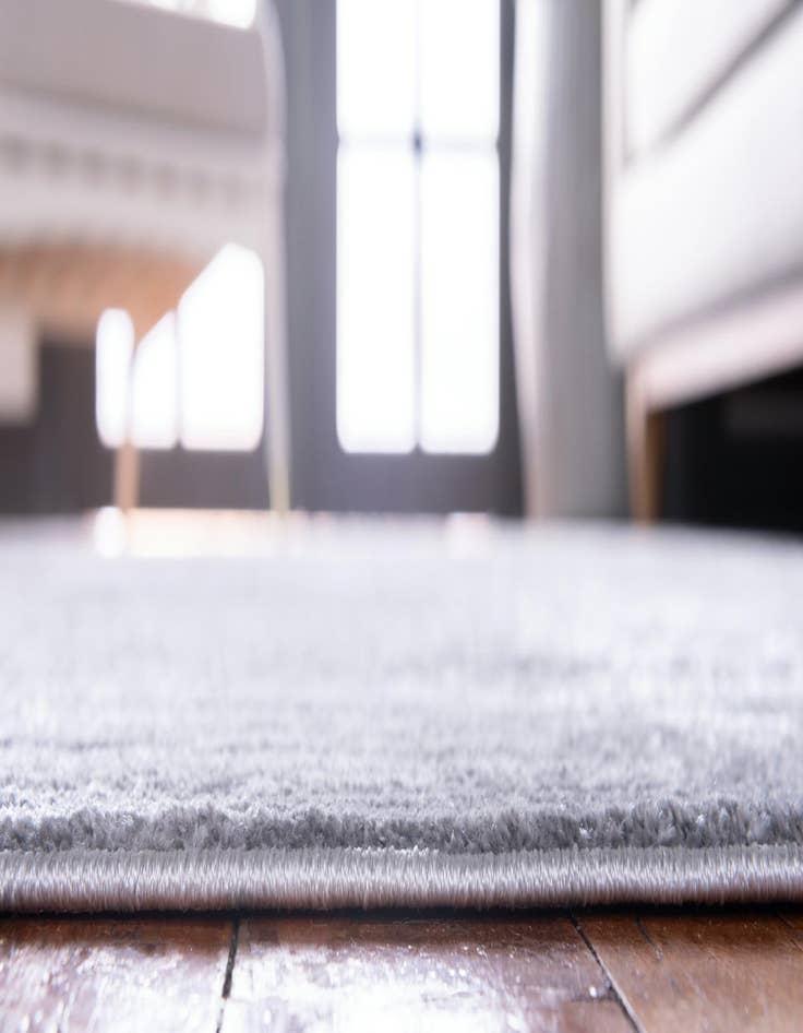 Detail image of 6' x 6' Estate Round Rug