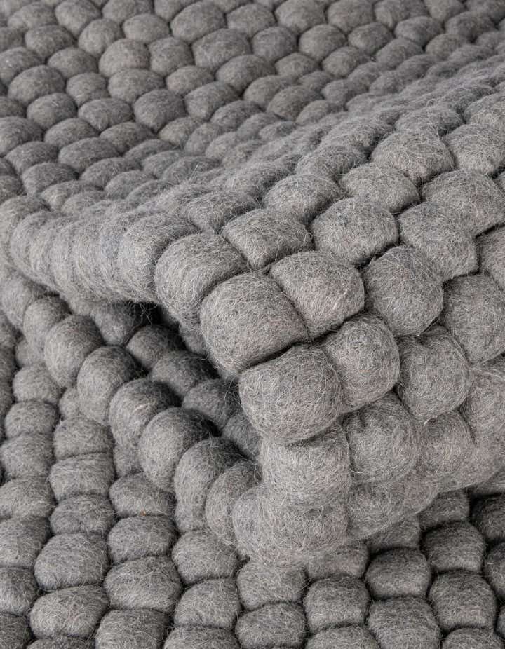 5' x 5' Felt Ball Wool Round Rug