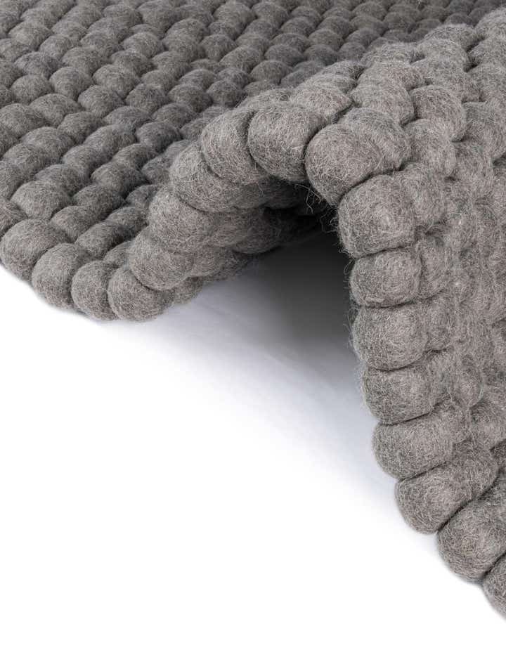 5' x 5' Felt Ball Wool Round Rug