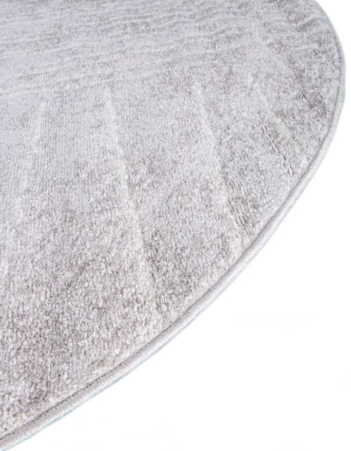 5' 3 x 5' 3 Hanahan Round Rug