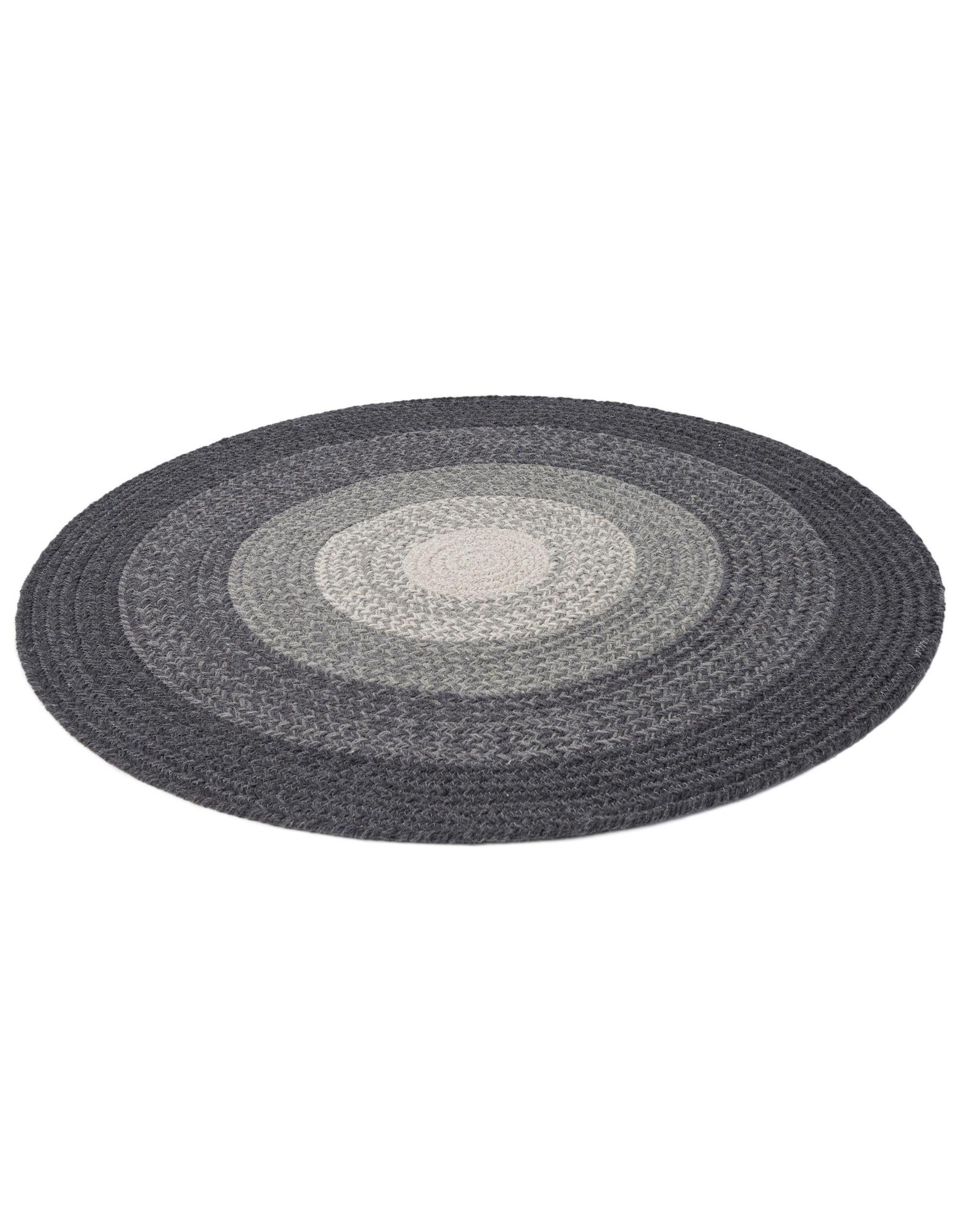 3' 1 x 3' 1 Handmade Hand Braided Wool Round Rug