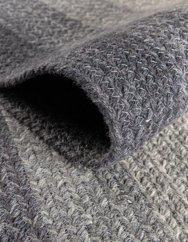 Detail image of 5' 1 x 5' 1 Hand Braided Wool Round Rug