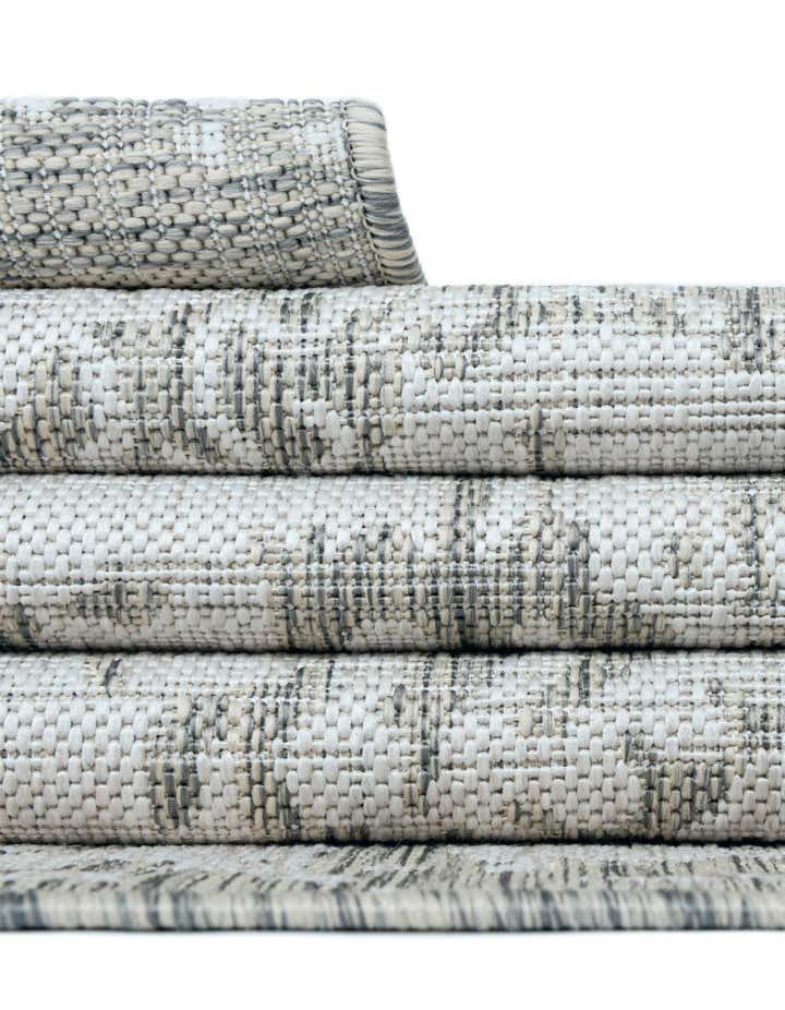 6' 7 x 6' 7 Easy-Clean Jill Zarin Dubai Indoor / Outdoor Round Rug