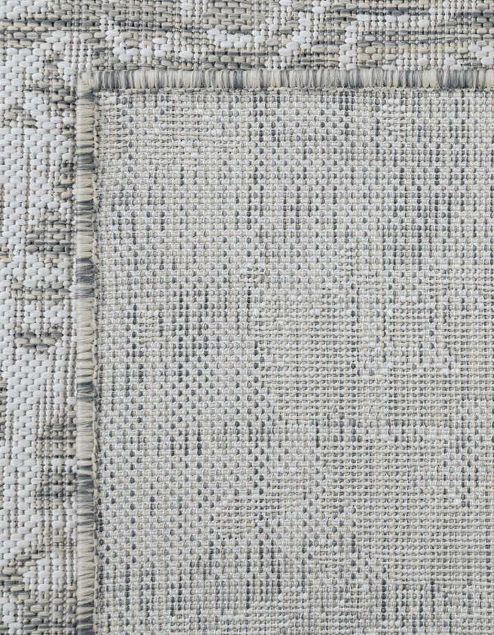 6' 7 x 6' 7 Easy-Clean Jill Zarin Dubai Indoor / Outdoor Round Rug