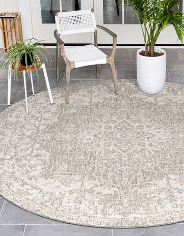 7' x 7' Easy-Clean Jill Zarin Indoor / Outdoor Round Rug