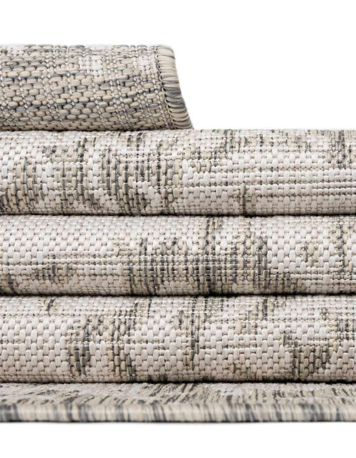 6' 7 x 6' 7 Easy-Clean Jill Zarin Dubai Indoor / Outdoor Round Rug
