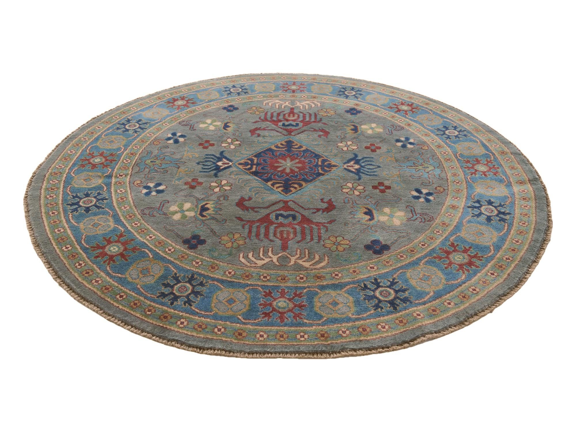 5' 9 x 5' 9 Hand Knotted Kazak Round Rug
