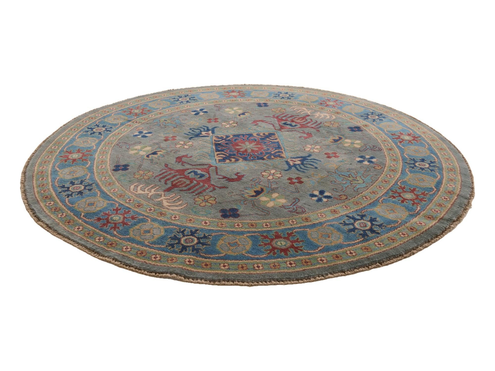 5' 9 x 5' 9 Hand Knotted Kazak Round Rug