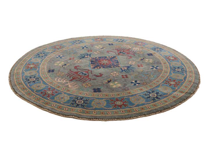 5' 9 x 5' 9 Hand Knotted Kazak Round Rug