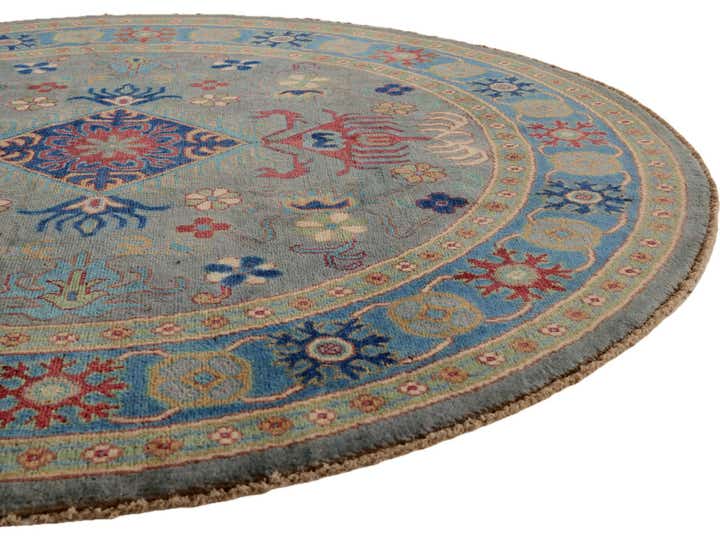 5' 9 x 5' 9 Hand Knotted Kazak Round Rug