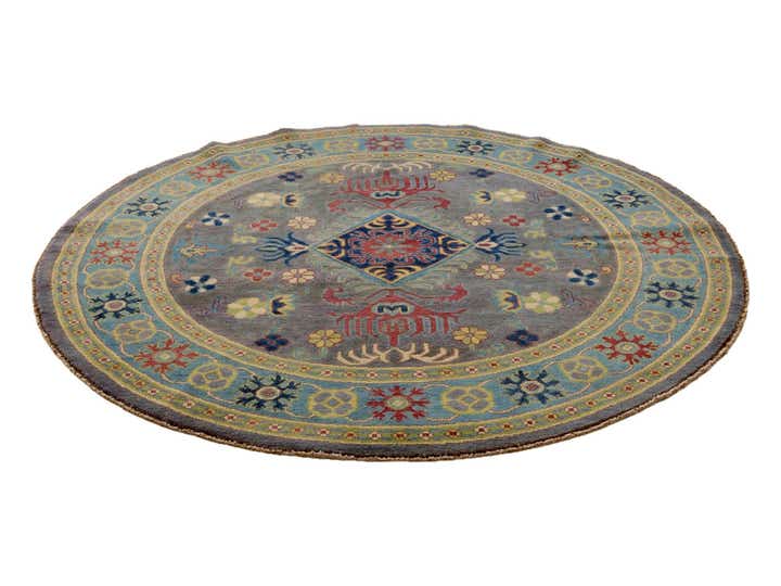 5' 9 x 5' 9 Hand Knotted Kazak Round Rug