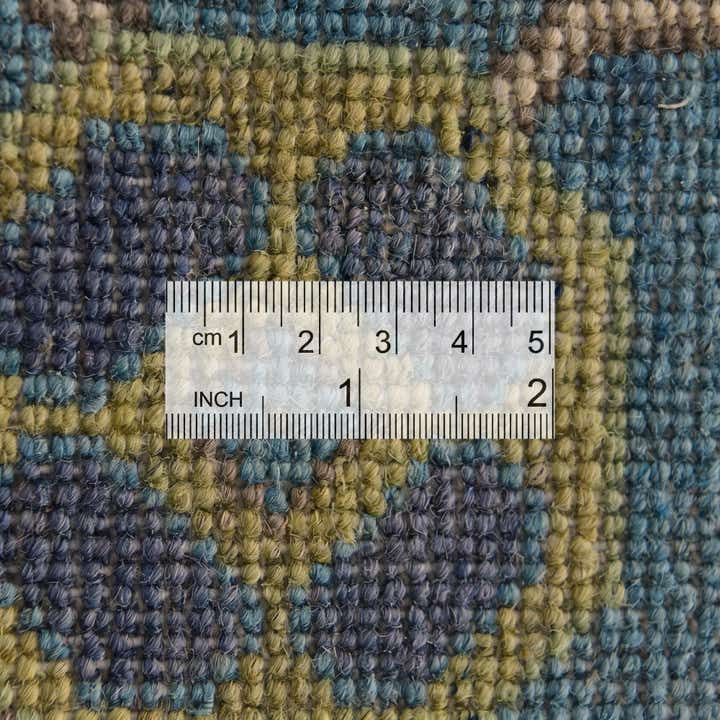 5' 9 x 5' 9 Hand Knotted Kazak Round Rug