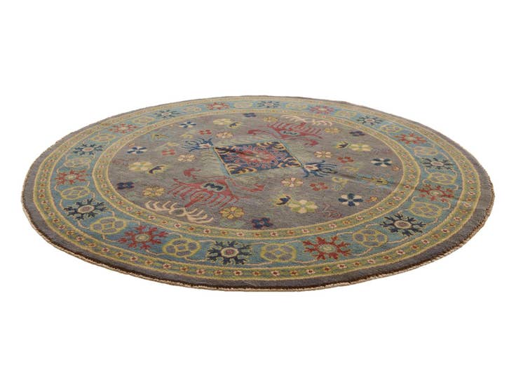 Detail image of 5' 9 x 5' 10 Hand Knotted Kazak Round Rug