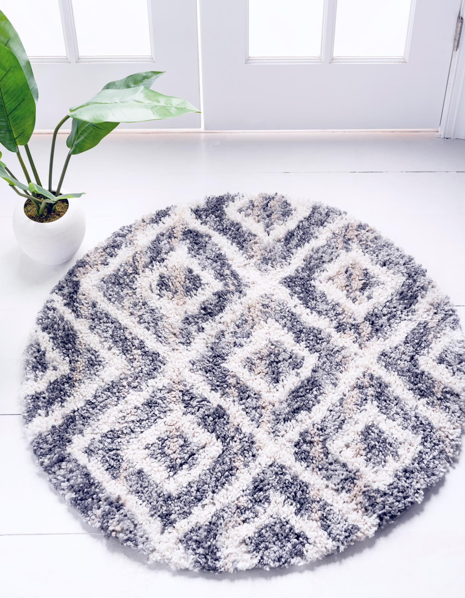 Primary image 3' 3 x 3' 3 Lagom Shag Round Rug