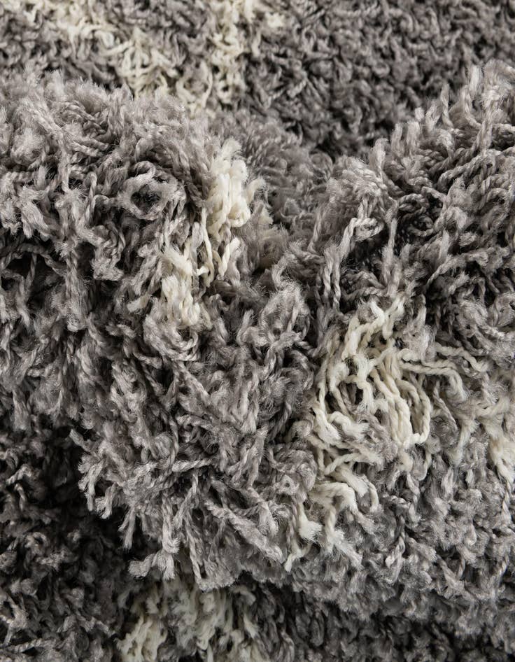 Detail image of 10' x 10' Lattice Shag Round Rug