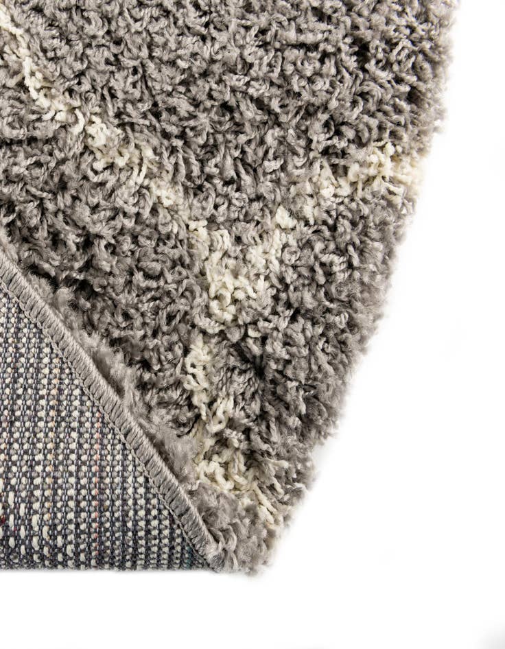 Detail image of 10' x 10' Lattice Shag Round Rug