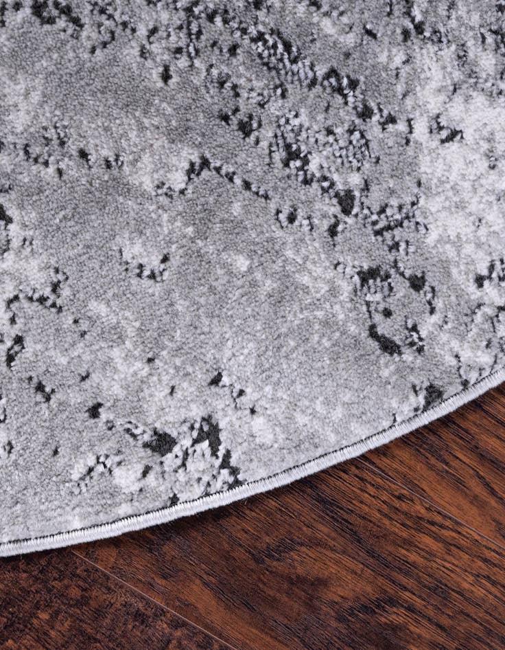 Detail image of 7' 10 x 7' 10 Leipzig Round Rug