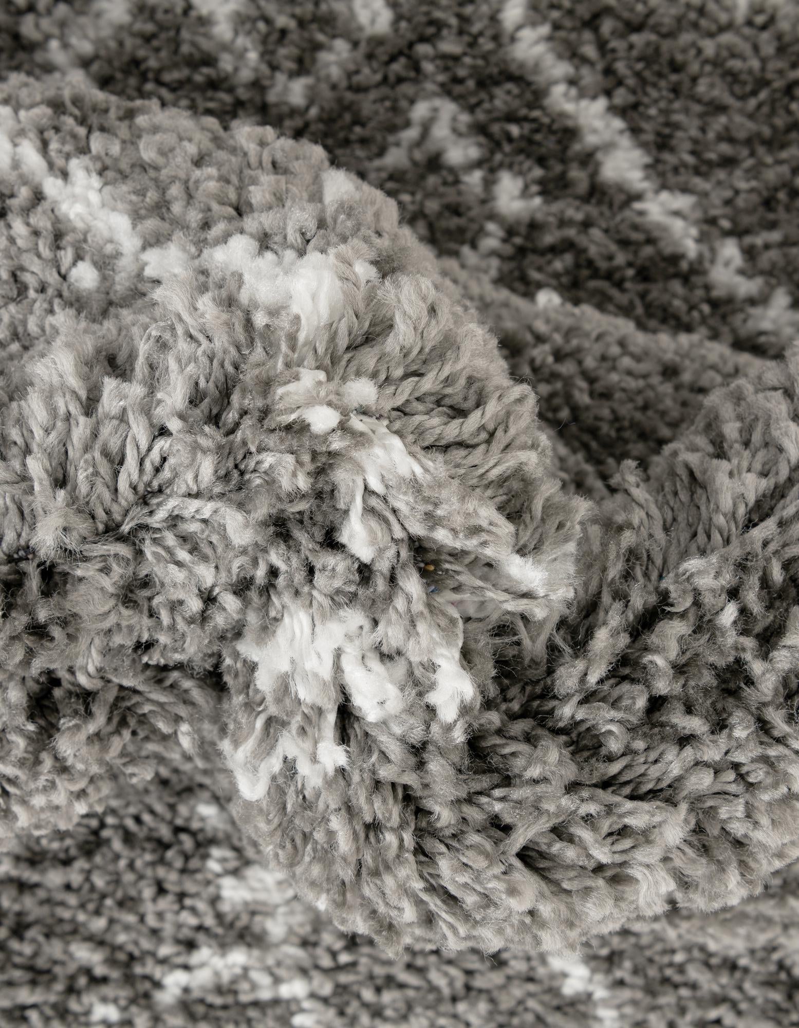 5' 3 x 5' 3 Marrakesh Shag Round Rug