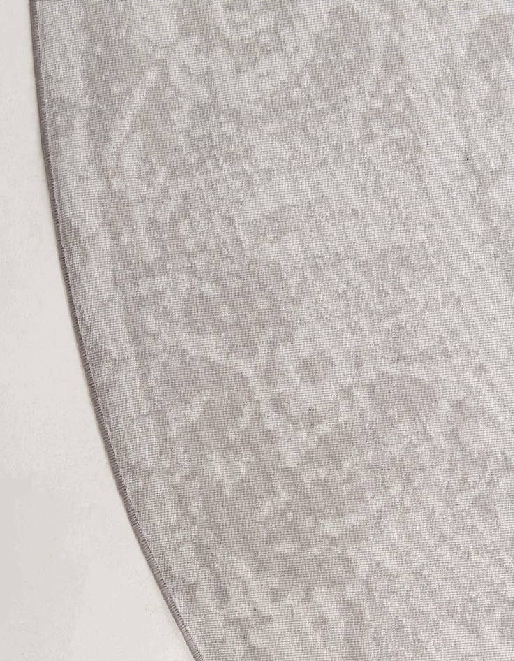 Detail image of 8' x 8' Modern Classical Round Rug