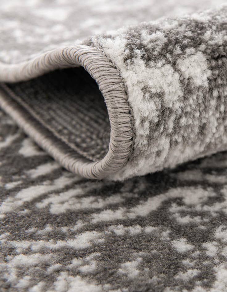 Detail image of 7' x 7' Monaco Round Rug