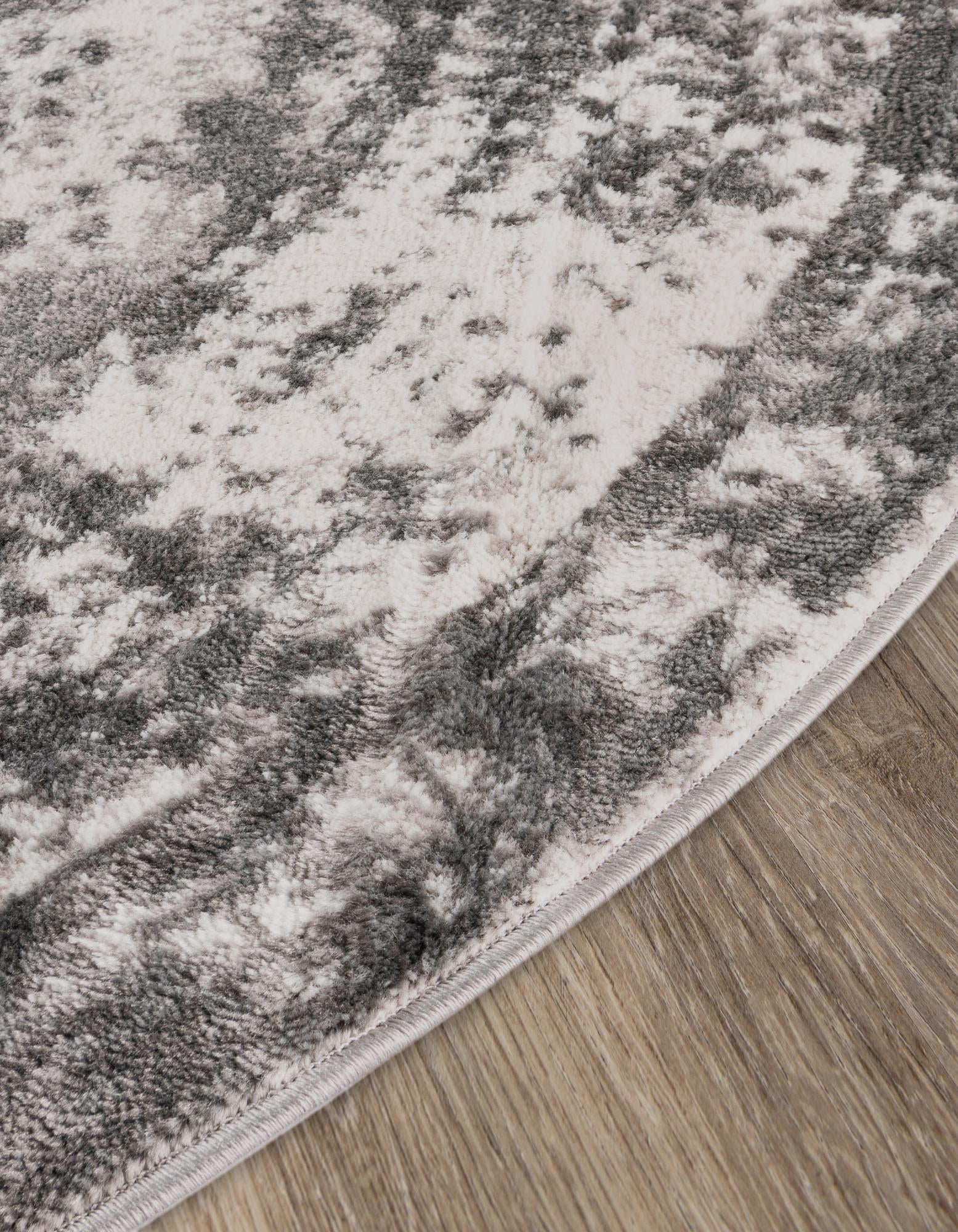 5' 3 x 5' 3 Monte Carlo Round Rug