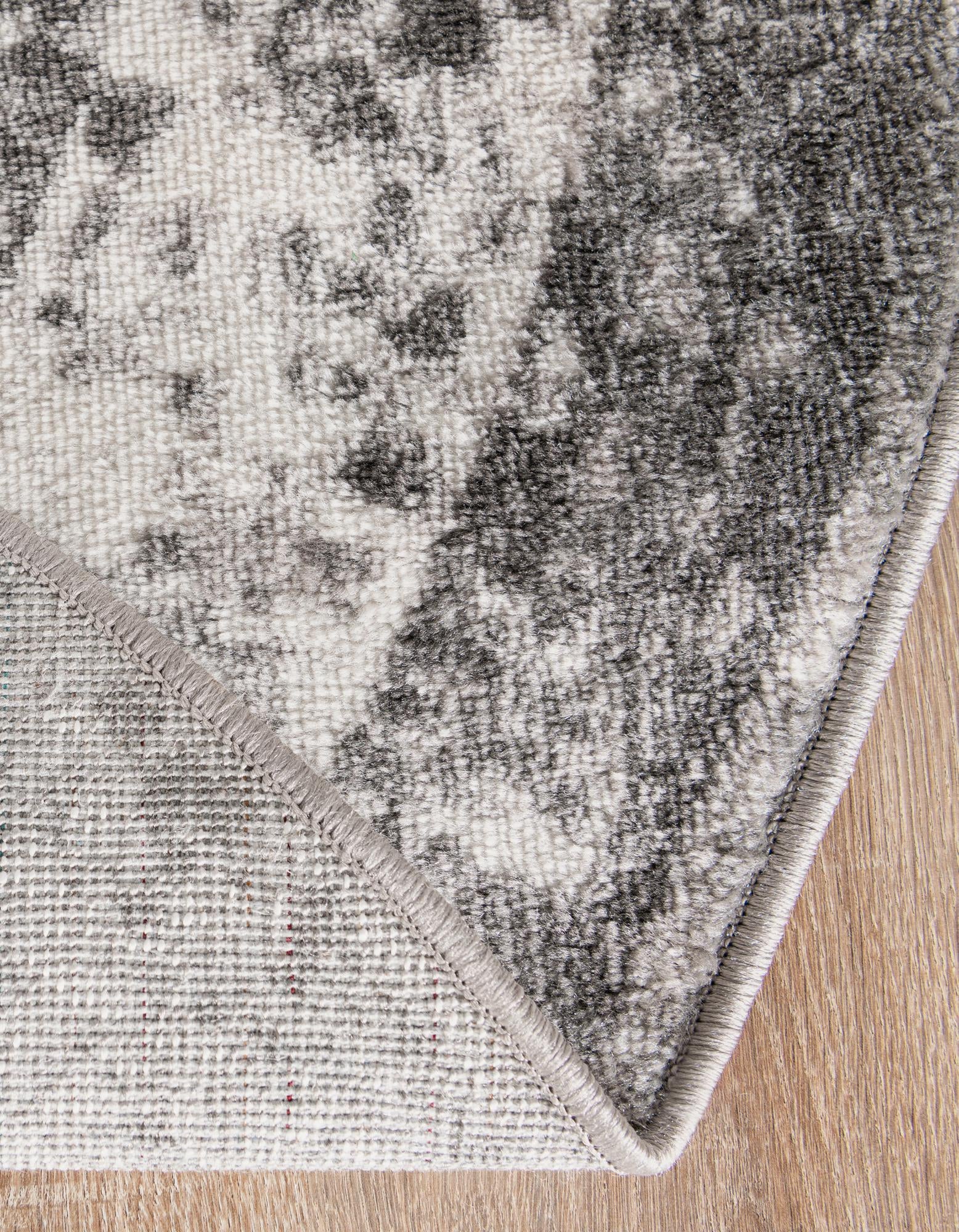 5' 3 x 5' 3 Monte Carlo Round Rug