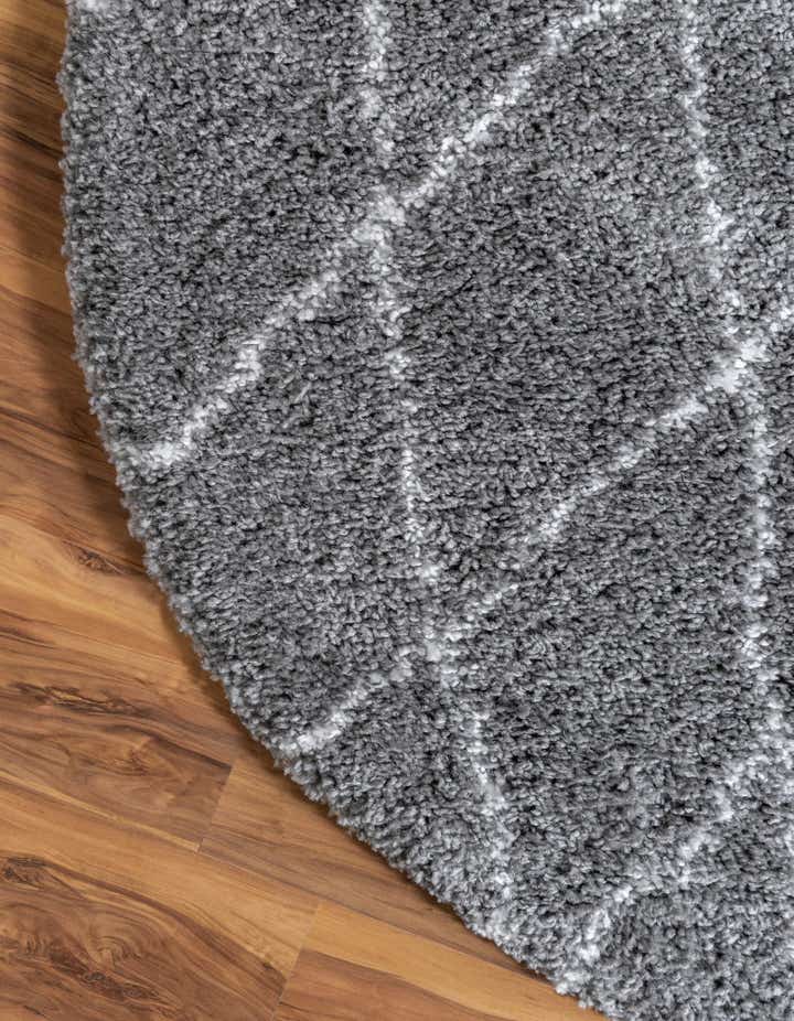 5' 3 x 5' 3 Moroccan Shag Round Rug