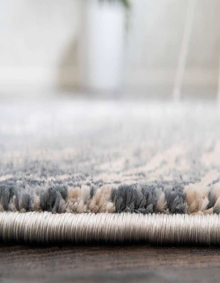 Detail image of 4' x 4' Oasis Round Rug