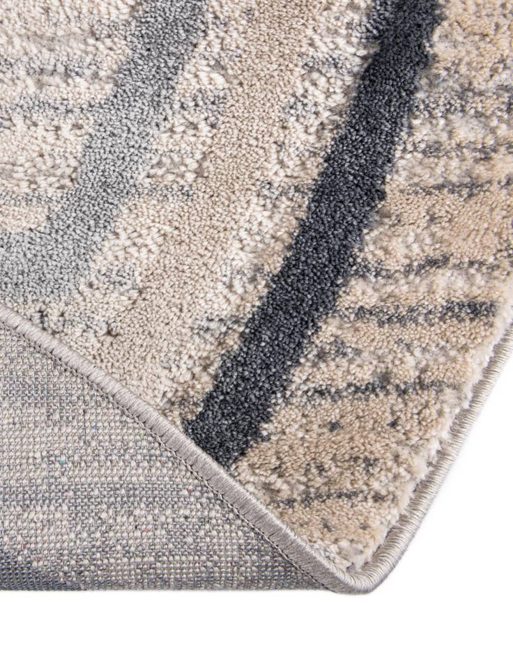 Detail image of 7' x 7' Oasis Round Rug