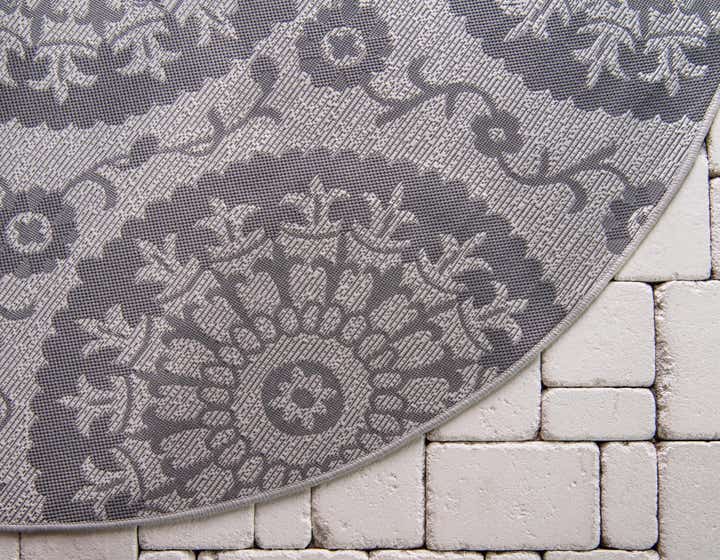 6' x 6' Easy-Clean Botanical Indoor / Outdoor Round Rug