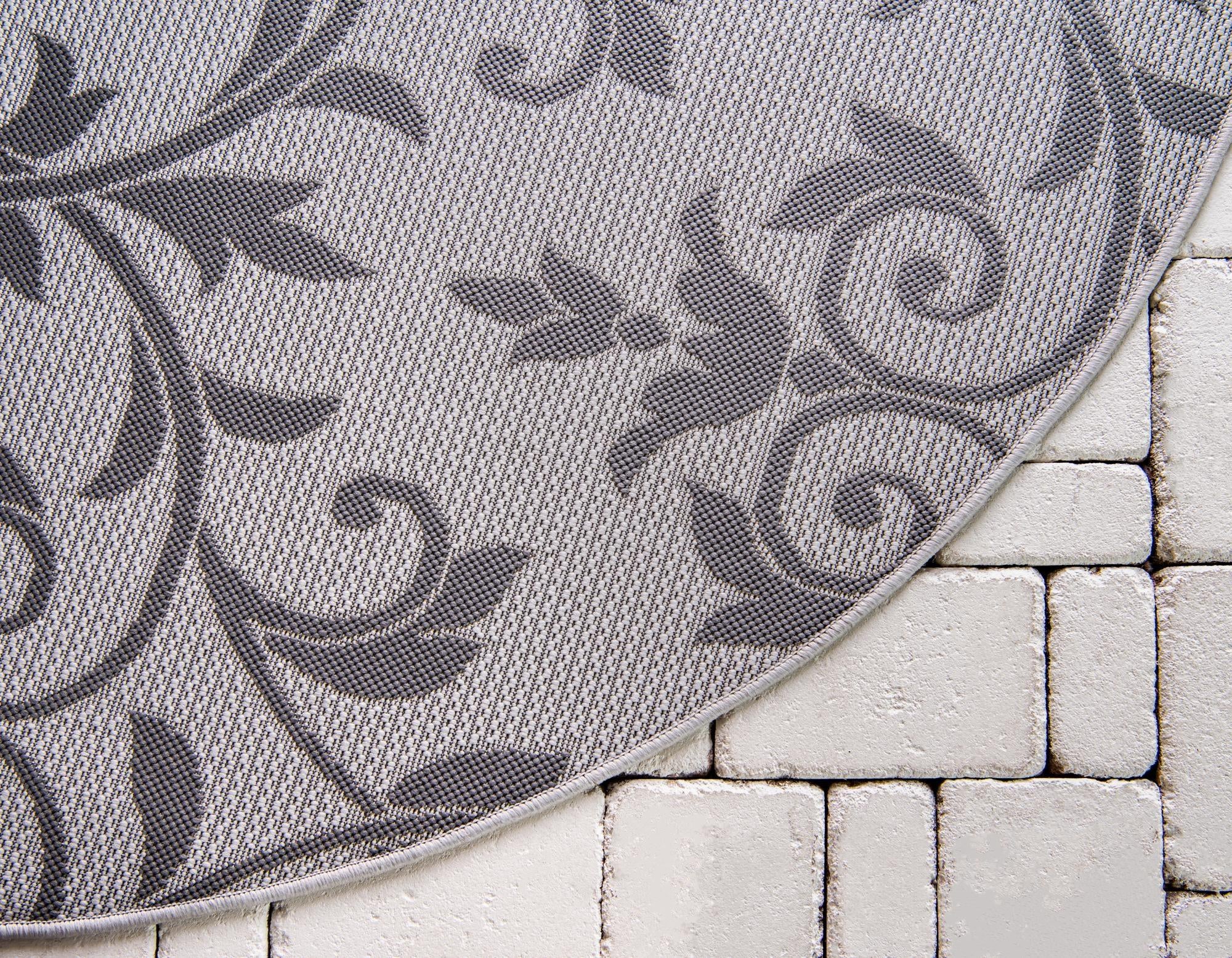 6' x 6' Easy-Clean Botanical Indoor / Outdoor Round Rug