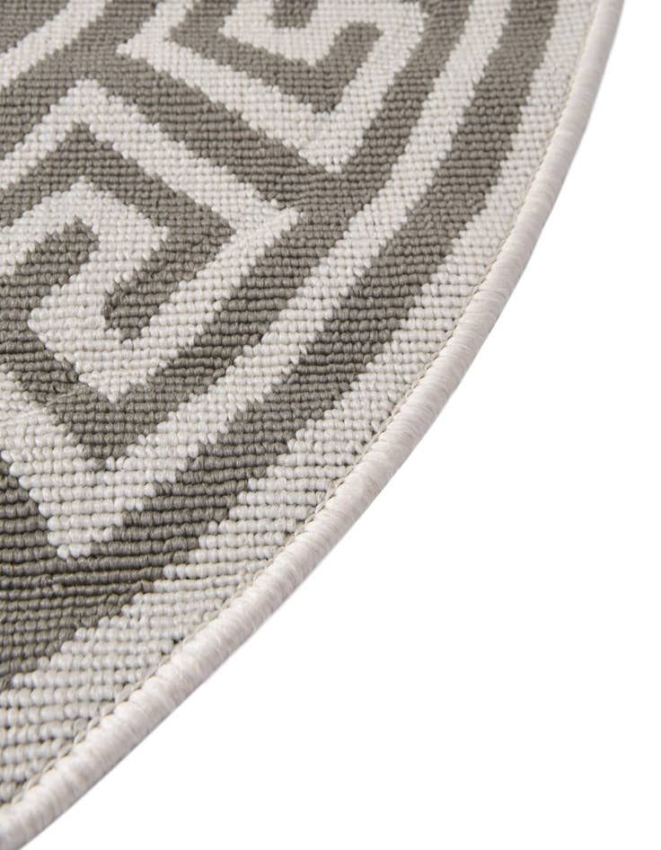 Detail image of 4' x 4' Easy-Clean Coastal Indoor / Outdoor Round Rug