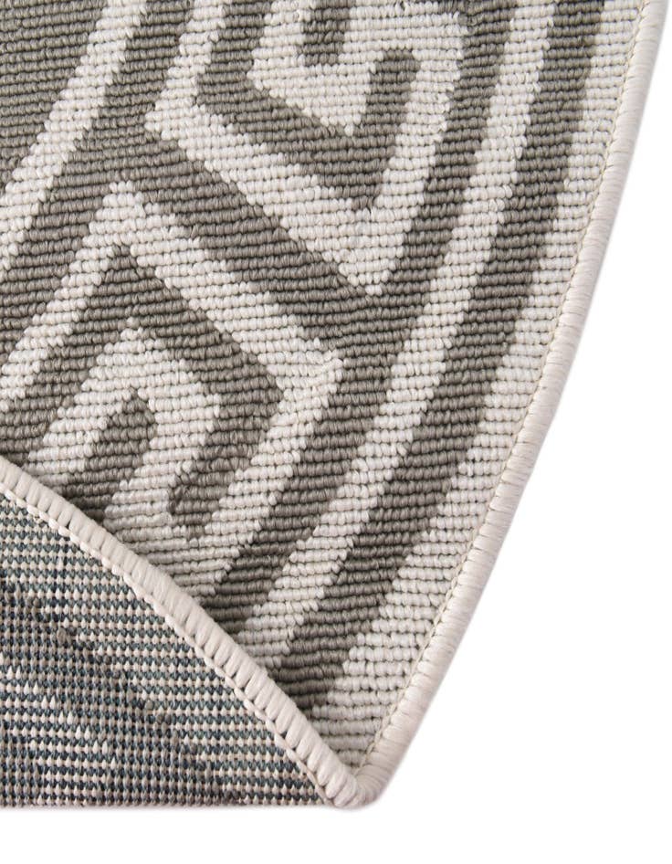 Detail image of 4' x 4' Easy-Clean Coastal Indoor / Outdoor Round Rug