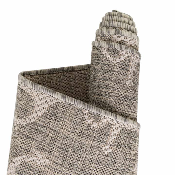 4' x 4' Easy-Clean Coastal Indoor / Outdoor Round Rug