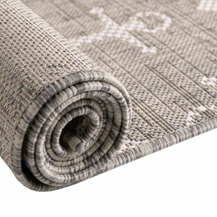 4' x 4' Easy-Clean Coastal Indoor / Outdoor Round Rug