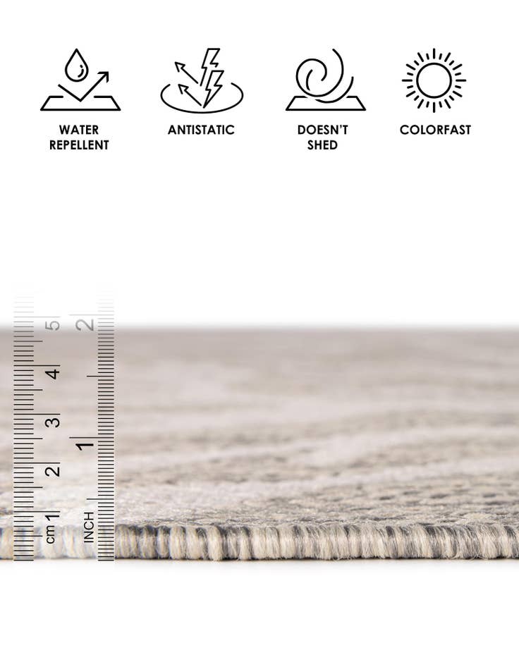 Detail image of 7' 10 x 7' 10 Easy-Clean Coastal Indoor / Outdoor Round Rug