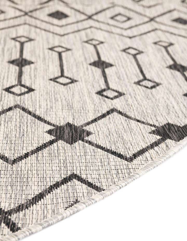 4' x 4' Easy-Clean Lattice Indoor / Outdoor Round Rug