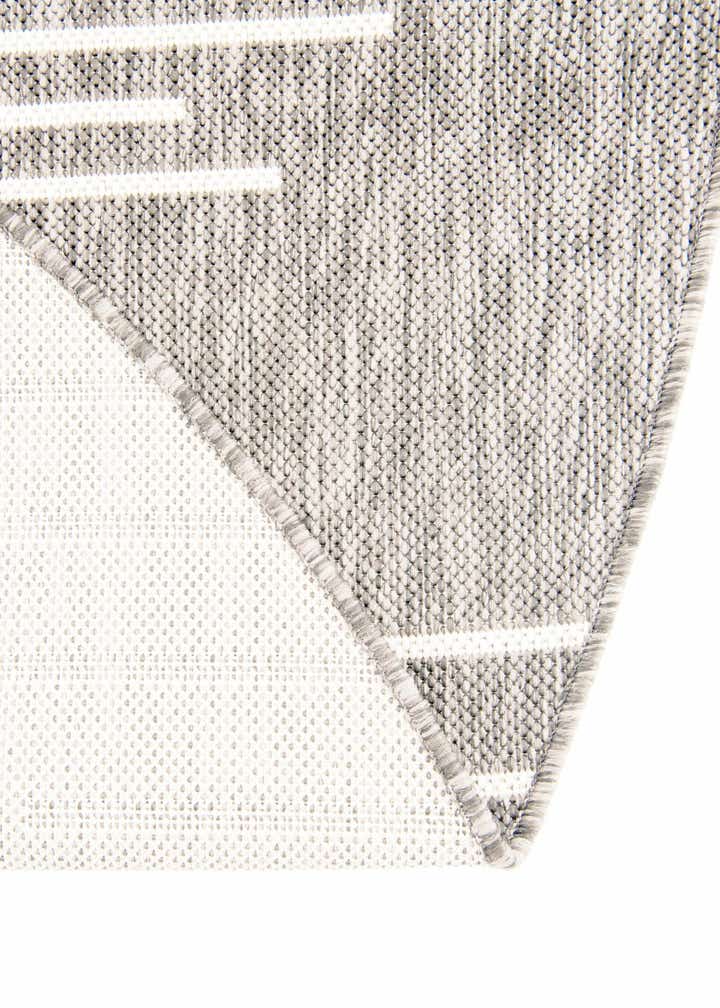 7' 10 x 7' 10 Easy-Clean Modern Indoor / Outdoor Round Rug
