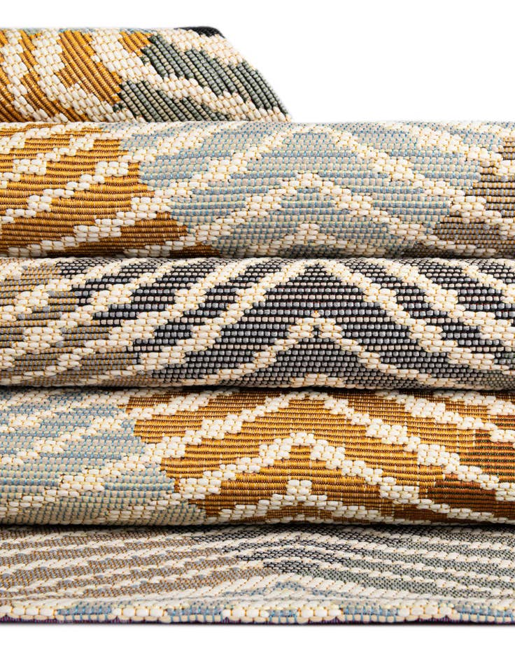 Detail image of 5' x 5' Easy-Clean Modern Indoor / Outdoor Round Rug